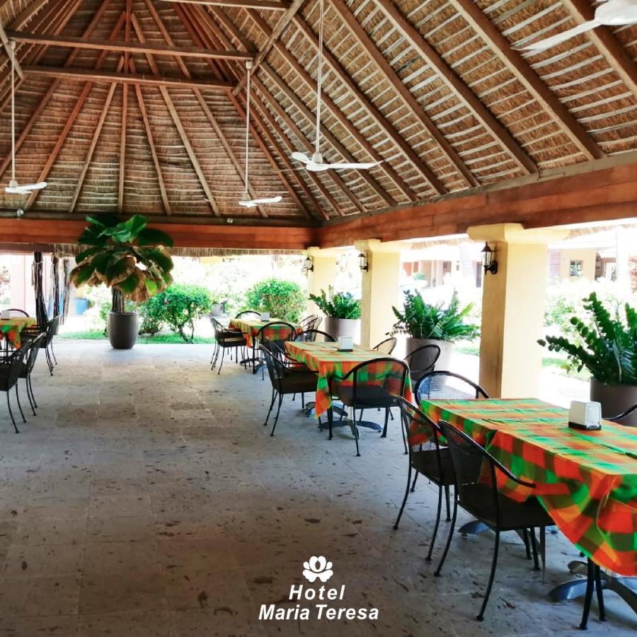 Hotel Maria Teresa Playa Azul Bagian luar foto