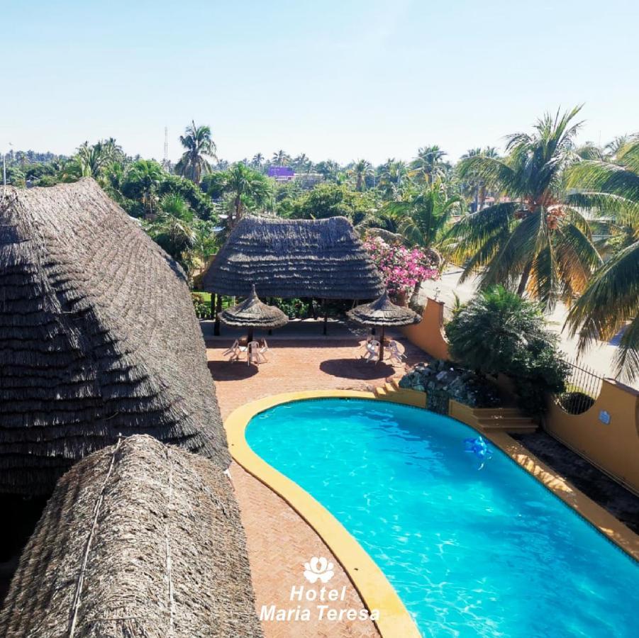 Hotel Maria Teresa Playa Azul Bagian luar foto